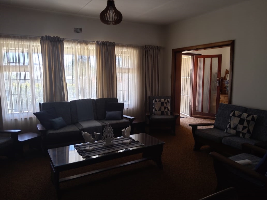 To Let 3 Bedroom Property for Rent in Hartenbos Central Western Cape